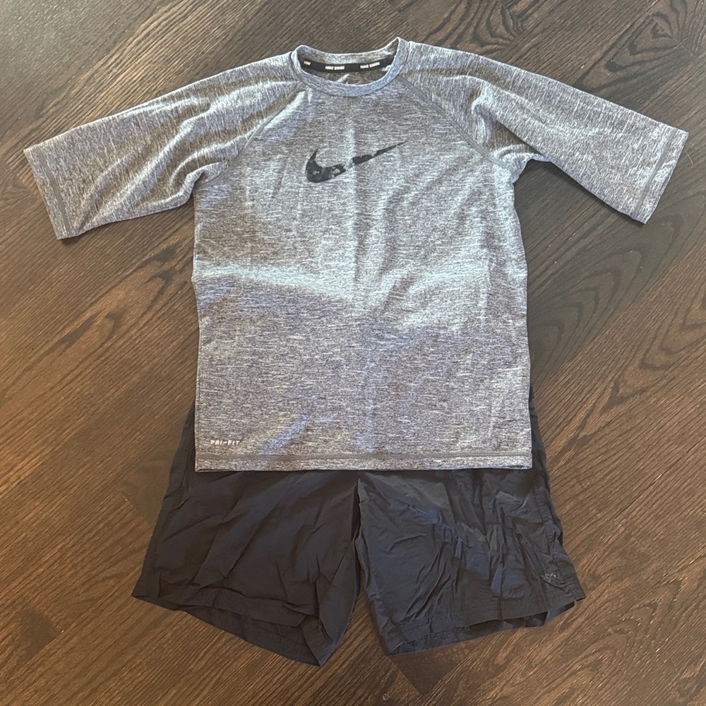 Nike Heather Gray and Black Swim Outfit
